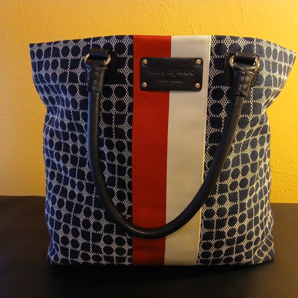 Kate Spade Black and Red Tote Bag - Picture 9 of 16